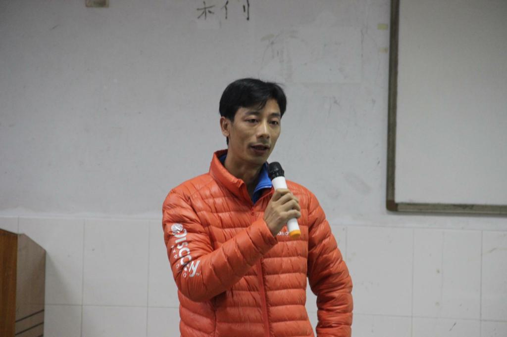 (图为张小林副院长发言)