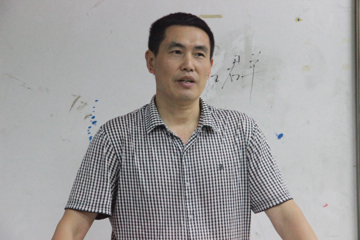 图为院长周道平致辞(陈宝玉摄)