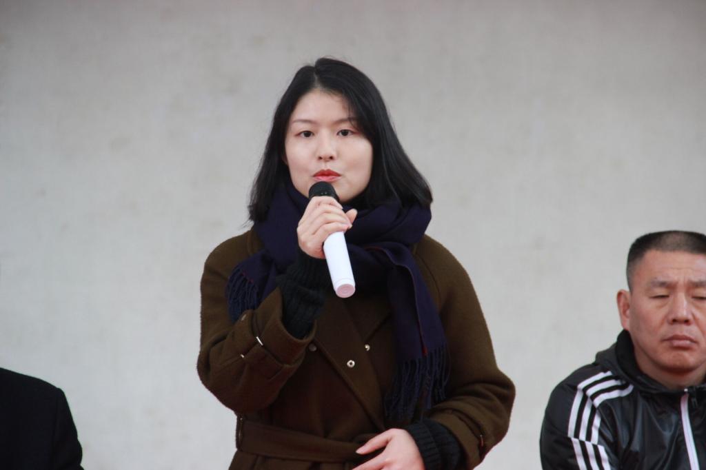 图四 奇迹健身有限公司人事经理讲话(杨胜军摄)